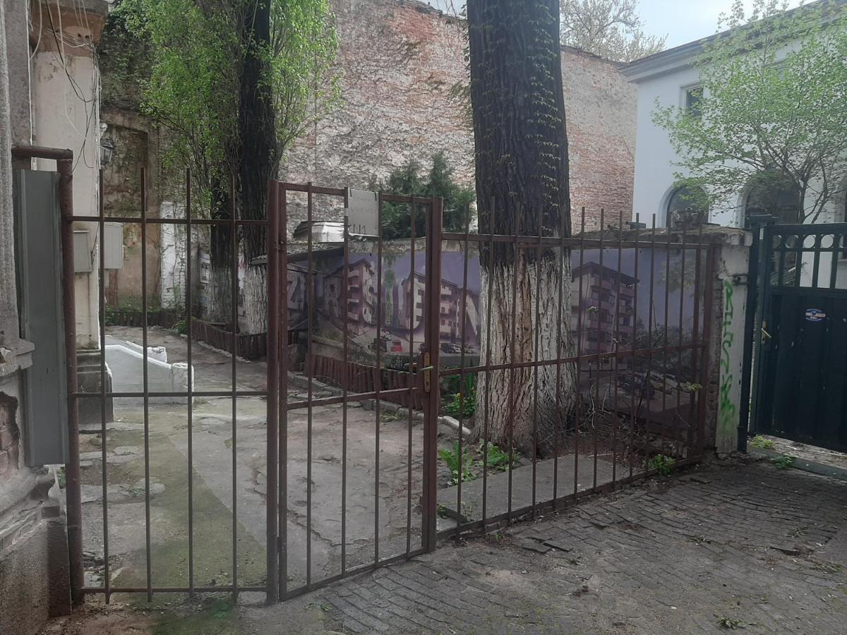 Studio Calea Victoriei Appartamento Bucarest Esterno foto